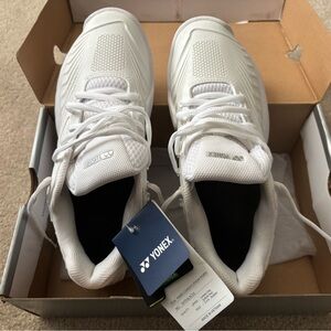 NIB Yonex Women’s Power Cushion Eclipsion 4 Tennis Shoes